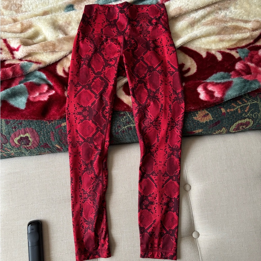 Lululemon Athletica Wunder Under Red Snake Print Leggings